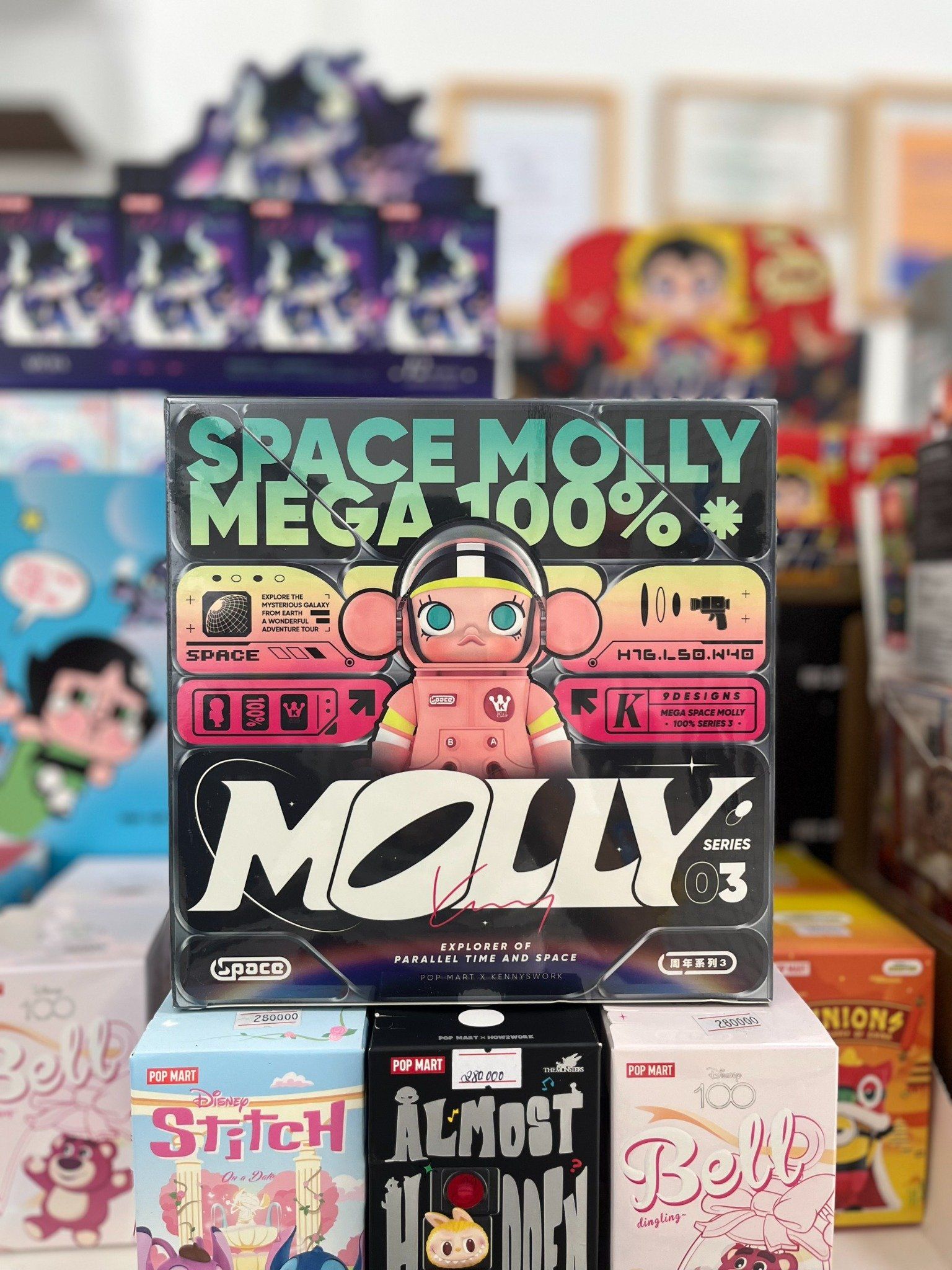 Mô Hình Đồ Chơi POP MART Mega Collection 100% Space Molly Series 3