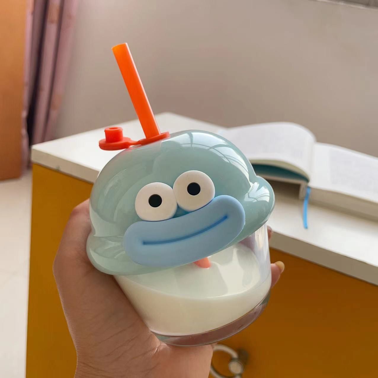 Ly cốc thủy tinh Basic kèm charm funny vibes big eyes