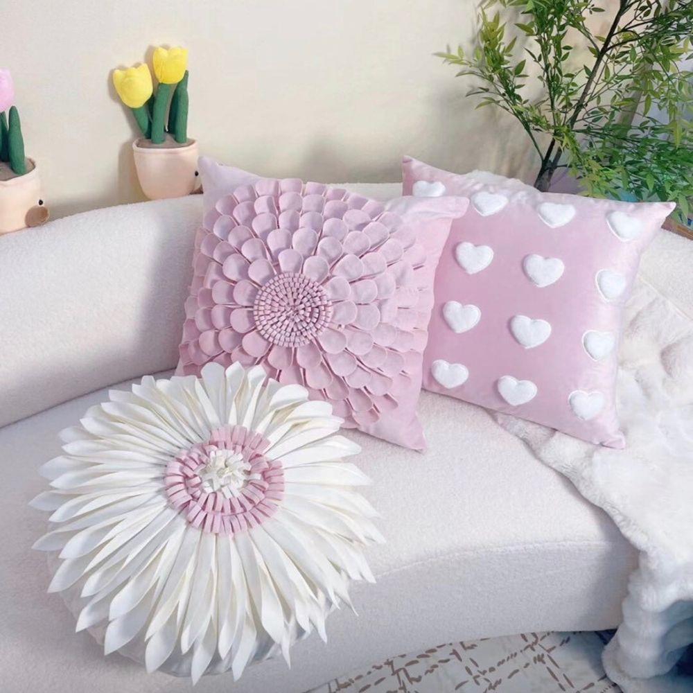 Gối Sofa Hoa Cúc + tim
