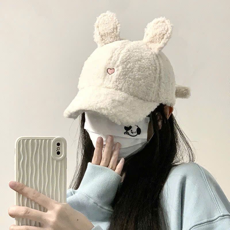 Mũ Lưỡi Trai Tai Thỏ Dễ Thương