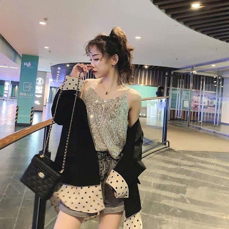 Áo 2 cổ Chữ V Dây Đính Kim Tuyến