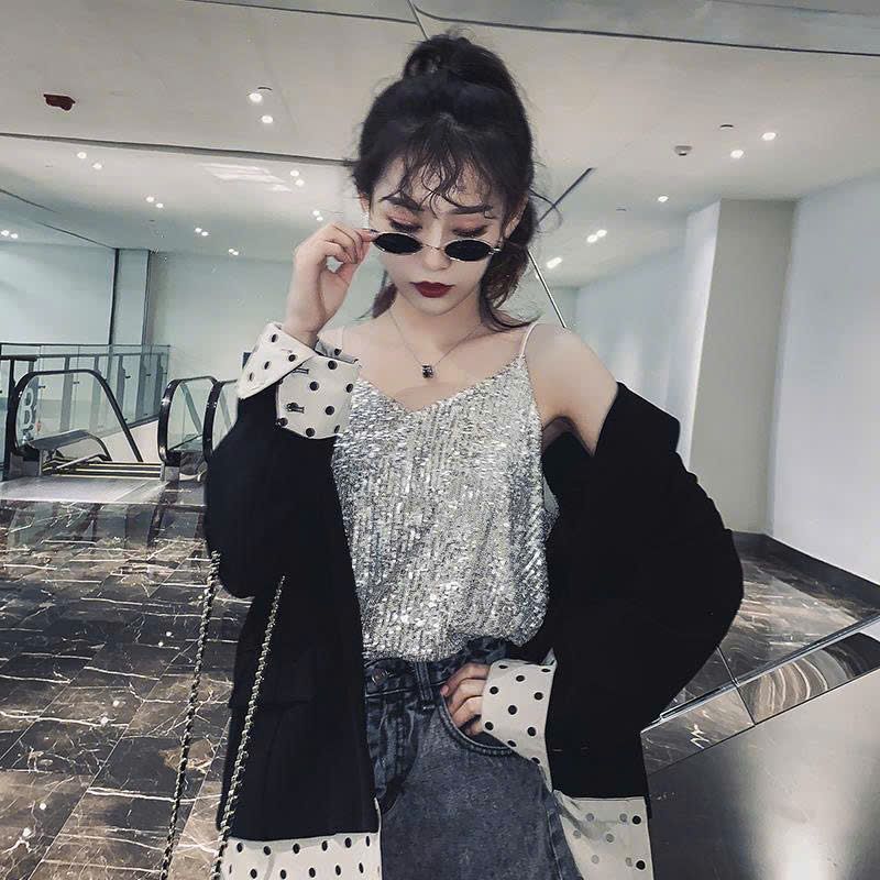 Áo 2 cổ Chữ V Dây Đính Kim Tuyến