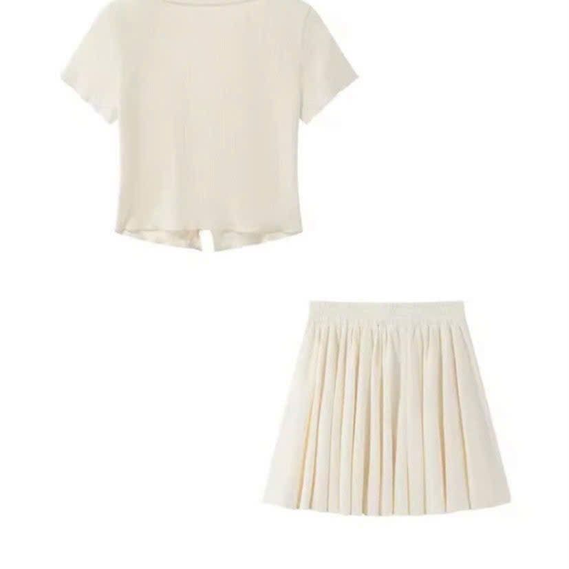 Set Áo + Váy Xếp Ly