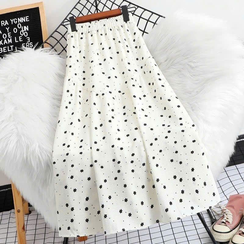 Chân Váy Xòe Chấm Bi