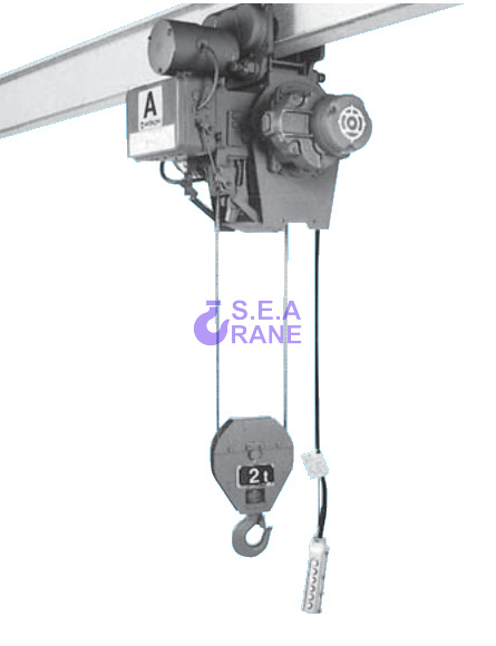  Tời điện Hitachi 