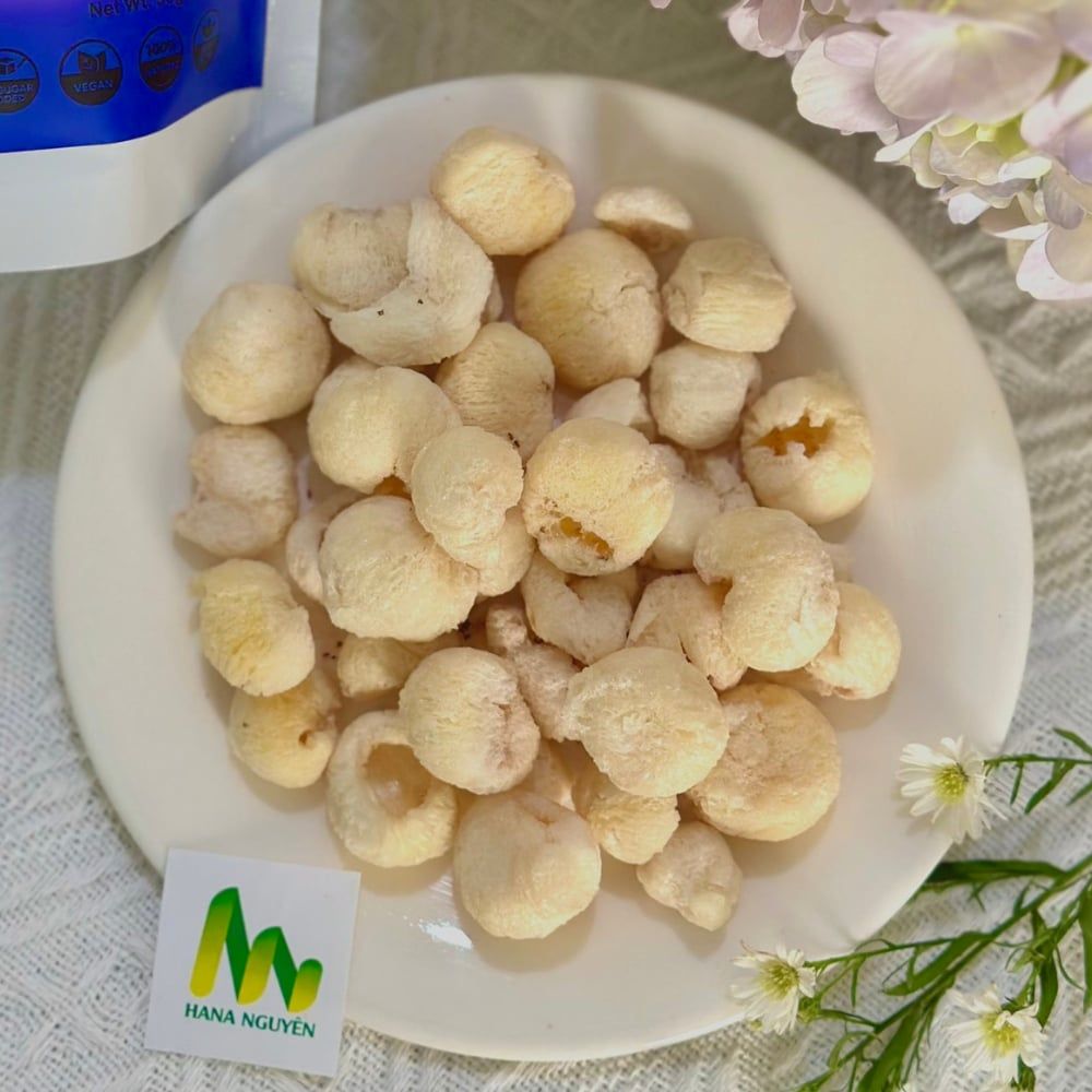 Nhãn sấy thăng hoa 50g HANA NGUYÊN, chuyên xuất khẩu đi nhiều nước