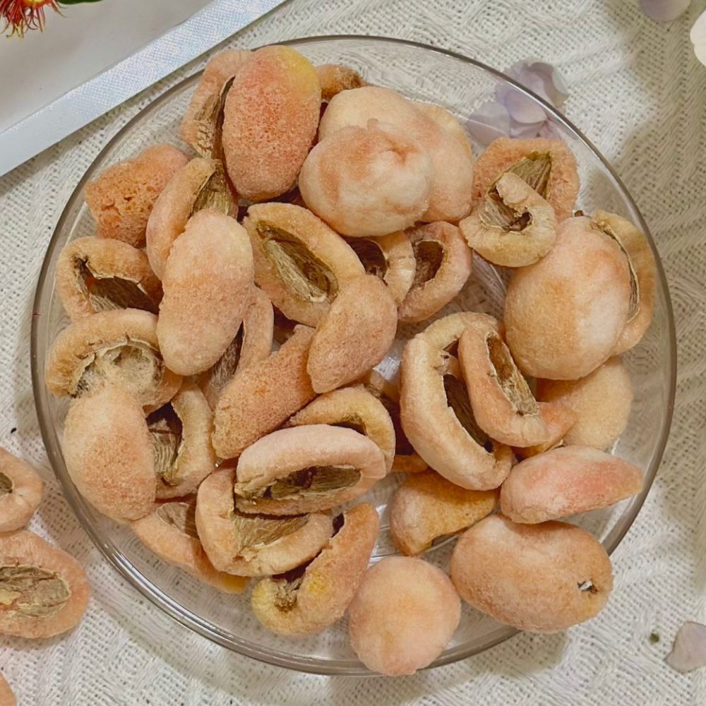 Chôm Chôm sấy thăng hoa 50g HANA NGUYÊN, ngon ngọt bổ dưỡng, chuyên đi xuất khẩu nhiều nước