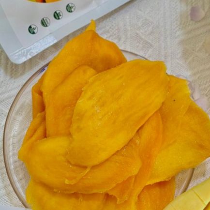 Xoài Sấy Dẻo 50g Thương Hiệu HANA NGUYÊN