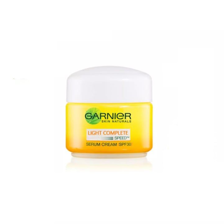 Kem Dưỡng Serum Sáng Da Ban Ngày Garnier Light Complete Vitamin C Serum Cream SPF30