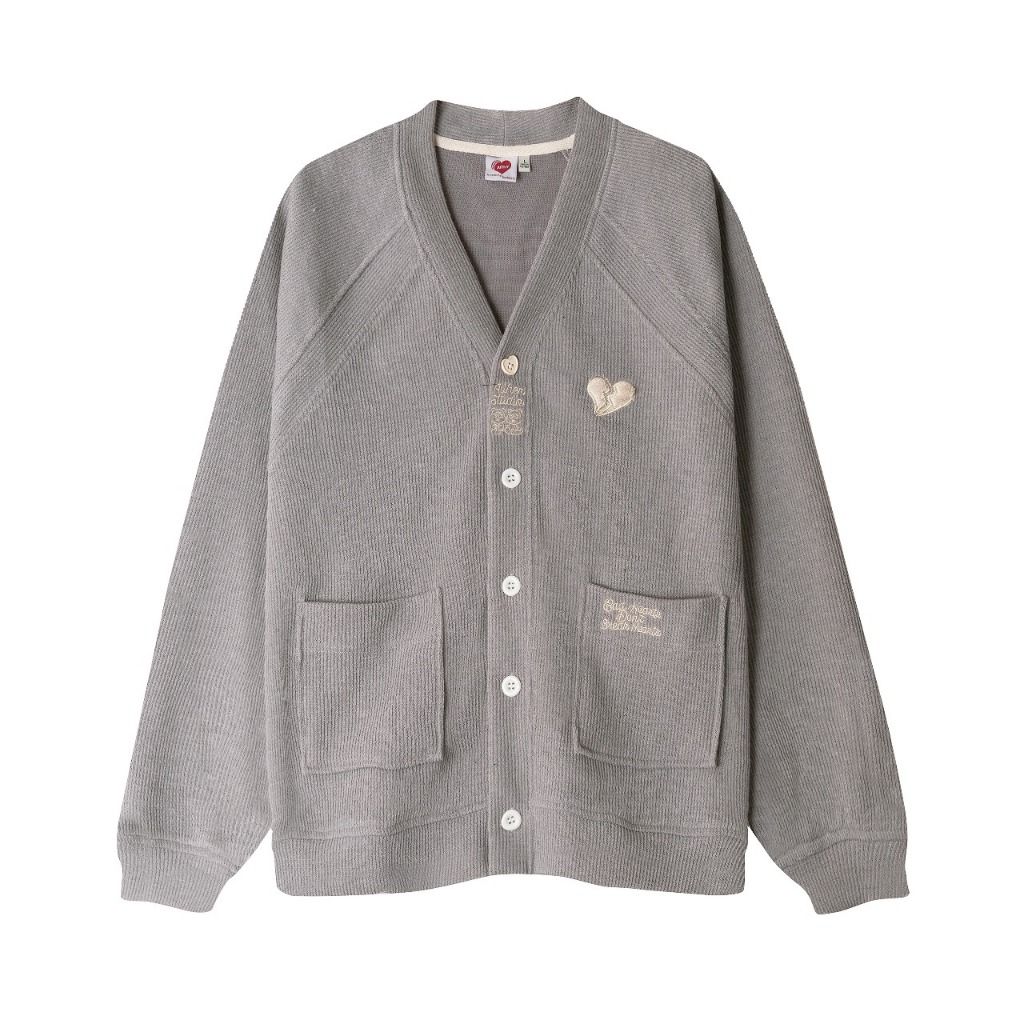 AIAI OFFICIAL Áo khoác nữ Cardigan Bad Hearts Don't Break Hearts thêu logo thương hiệu