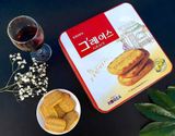 A899- Bánh Crown Grace hộp thiếc 445g Đỏ
