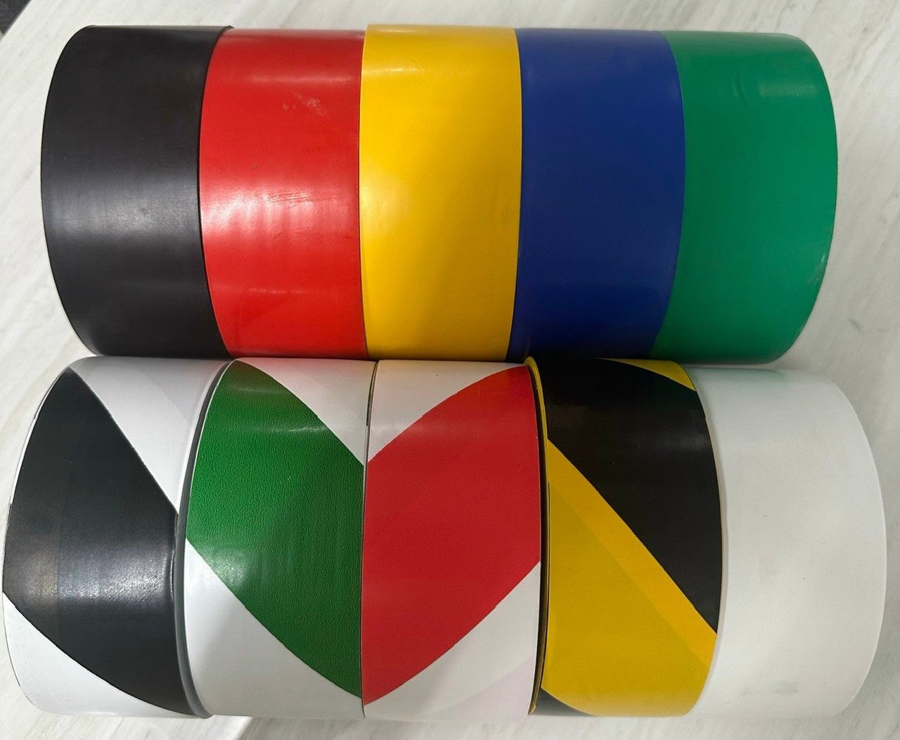Băng keo cảnh báo, băng keo dán nền