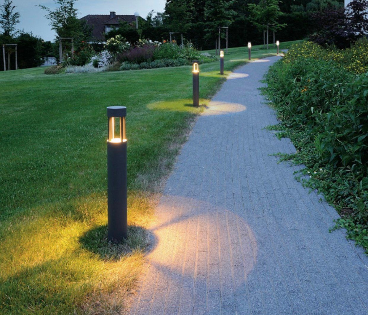 Đèn Led Trụ Sân Vườn