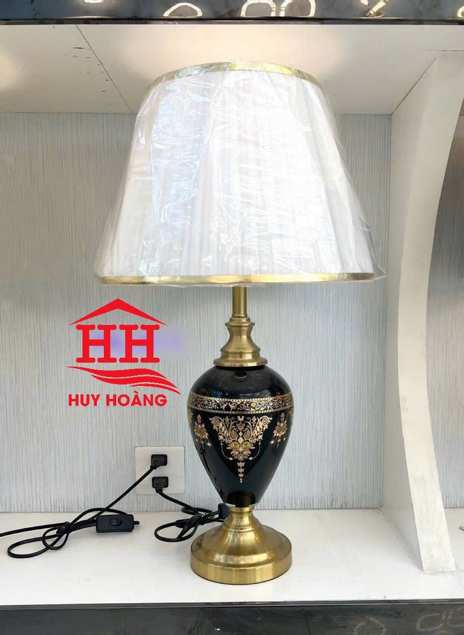 Đèn Bàn HH2411