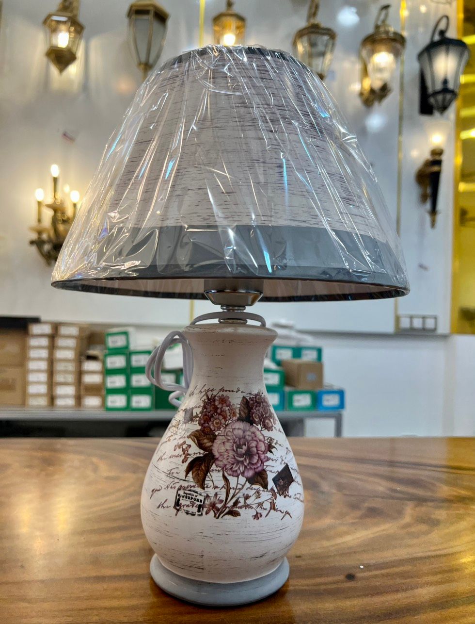Đèn Để Bàn HH5688