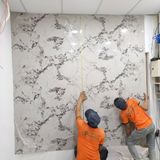 Tấm nhựa ốp tường pvc vân đá khách đặt mua shop cắt ( 400 x 1200 mm ) ship từ 5 tấm trở lên không ship dưới 5 tấm ạ