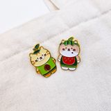 Huy hiệu cài áo kim loại Mèo Choco Kitty Dưa Hấu