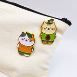 Huy hiệu cài áo kim loại Mèo Peanut Kitty Cam