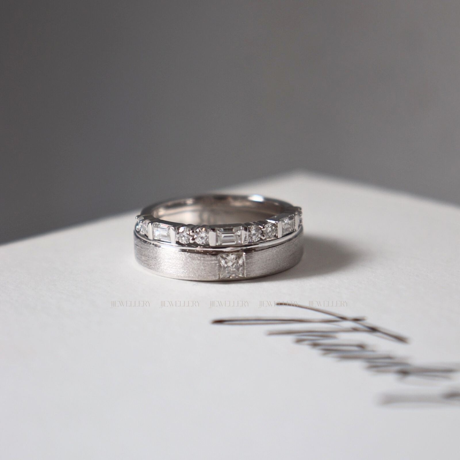 Quinn Cặp nhẫn vàng trắng Moissanite CP-Quinn-WG10