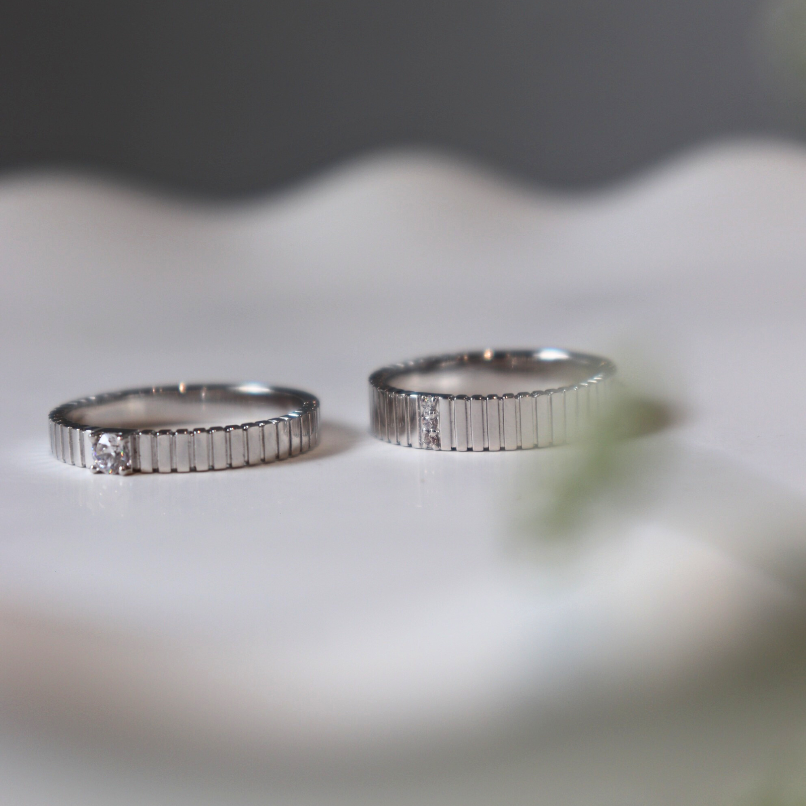 Ilumia Cặp nhẫn vàng trắng Moissanite CP-Ilumia-WG10
