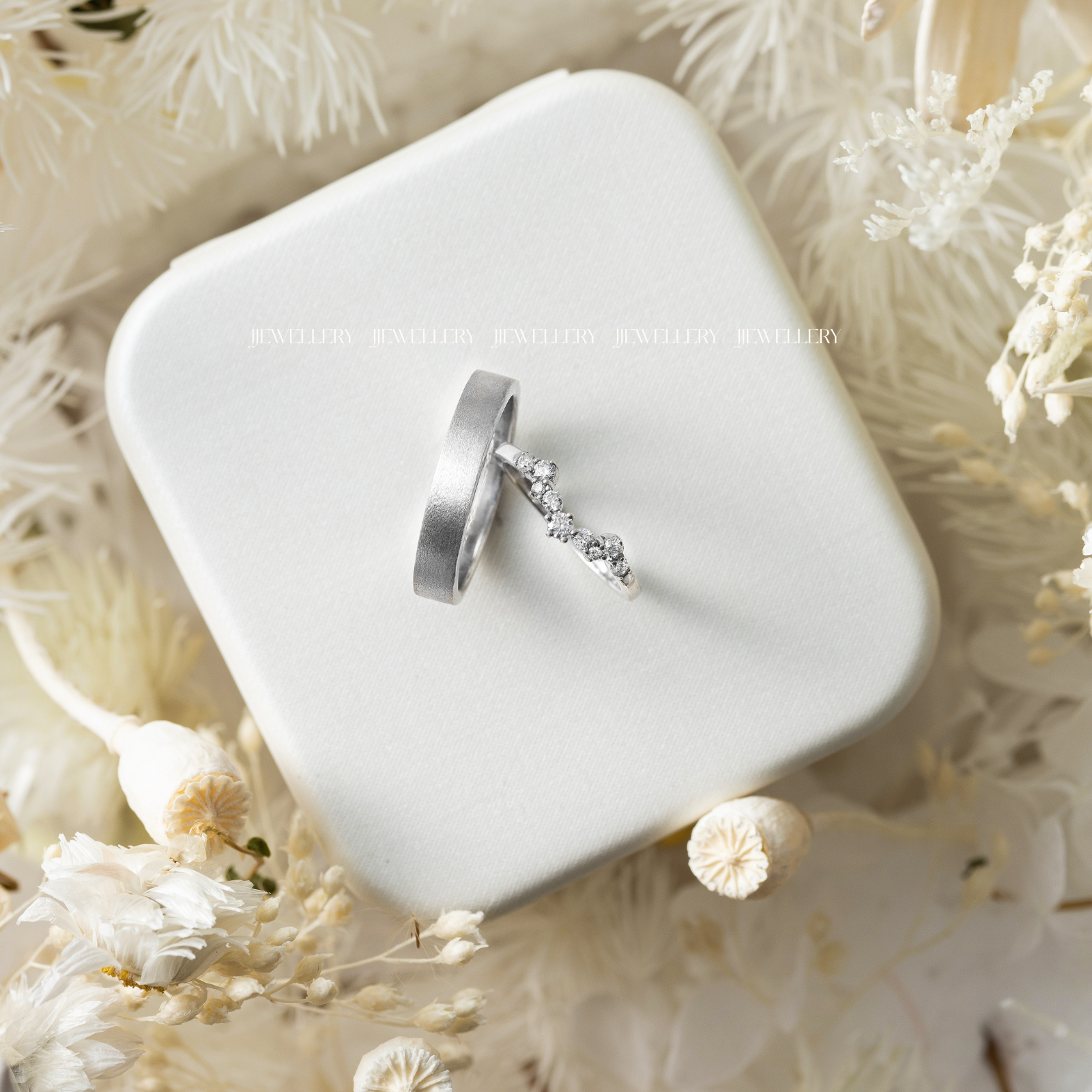 Lael Cặp nhẫn cưới vàng trắng Moissanite CP-Lael-WG10