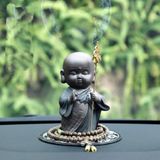 Tượng đường tăng Chất liệu gốm sứ Sử dụng trang trí xe hơi, bàn làm việc Kt 7*12