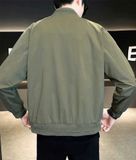ÁO KHOÁC NAM CAO CẤP Màu sắc: đen/xanh rêu Chất liệu: sợi polyester 100%