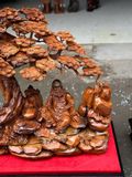 Đạt Ma Ngồi Dưới Gốc Tùng Cổ Thụ