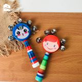 Đồ chơi - Combo 3 chiếc lục lạc gỗ - xúc sắc gỗ 7 mầu kích thích đa giác quan cho bé
