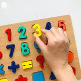 Bảng chữ cái, chữ số bằng gỗ nổi cho bé làm quen với chữ, số & phát triển tư duy