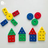 Đồ chơi - Thả hình khối gỗ 4 cọc vuông