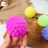 Đồ chơi - Bóng xúc giác giúp phát triển xúc giác, thị giác, thính giác cho bé (Bán lẻ 6 mẫu)