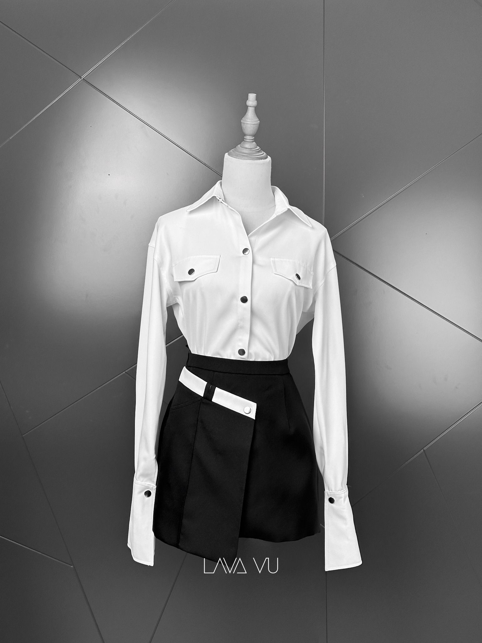 THE LYSA SET