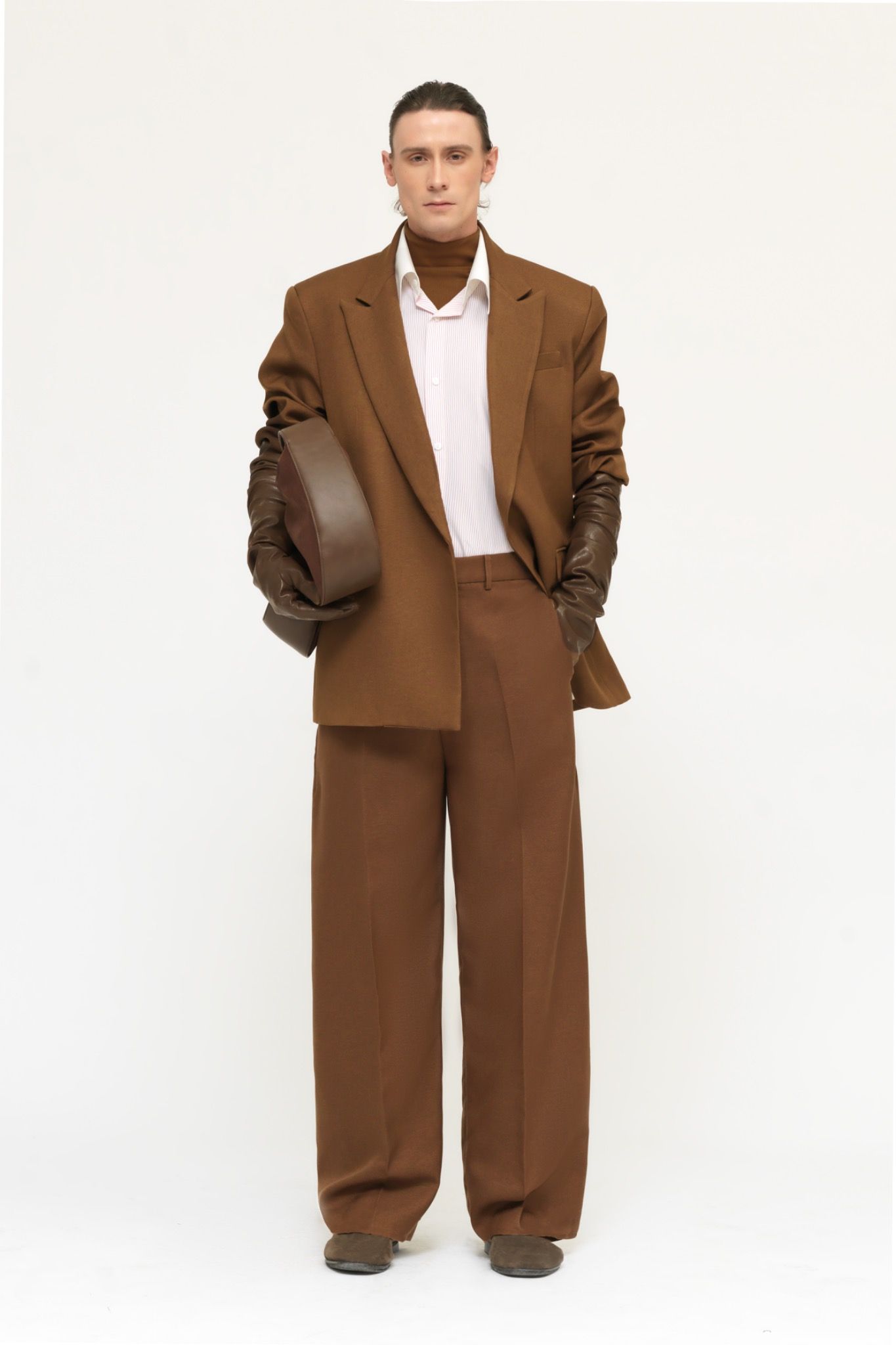BROWN OVERSIZED BLAZER