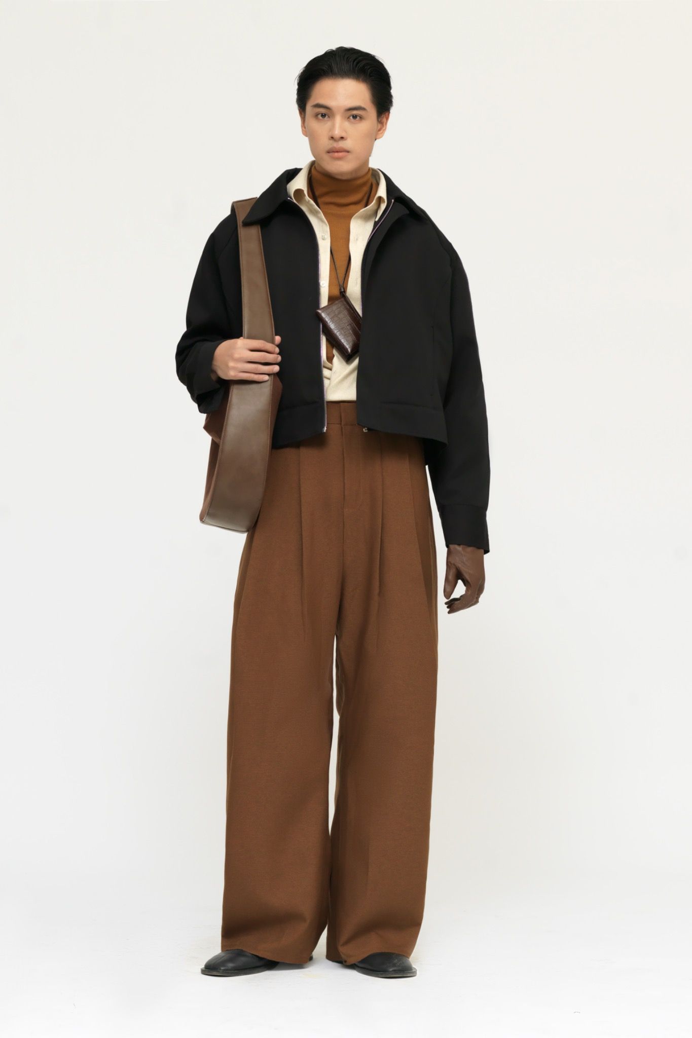 HOLIDAY DRIFT BAG IN BROWN