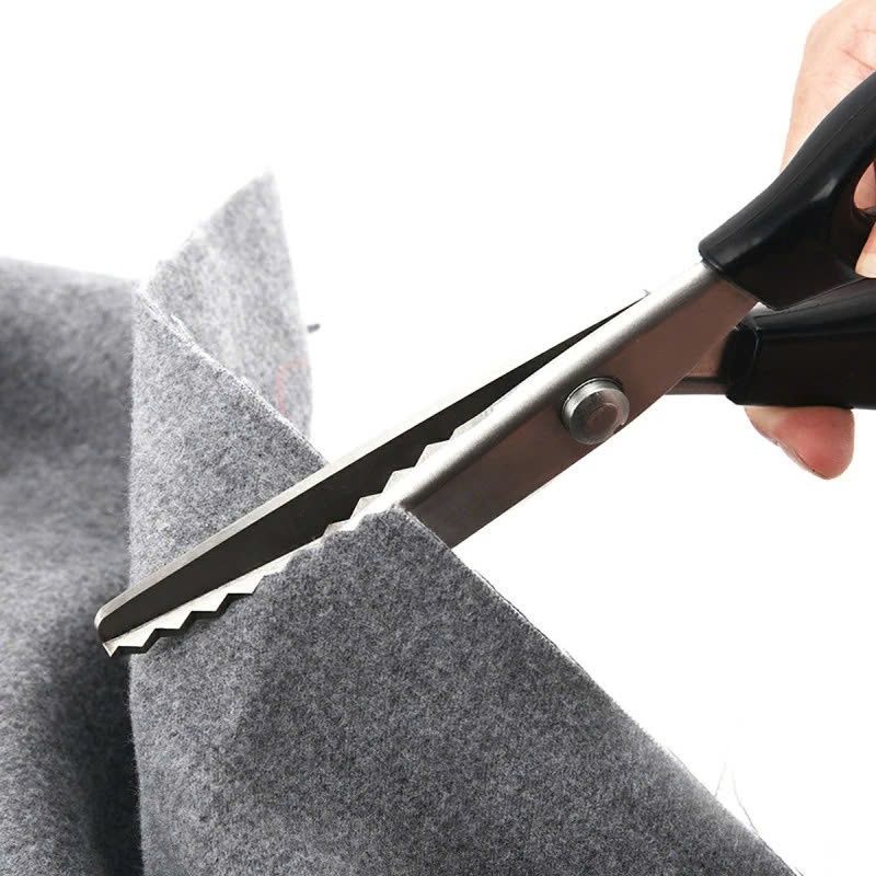 Kéo Răng Cưa Nhọn Tam Giác Dùng Cắt Giấy, Vải size 5mm Loại Xịn Có Hộp