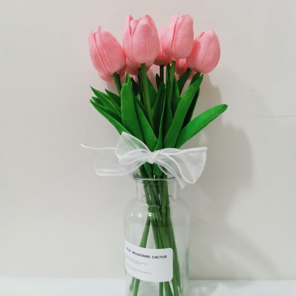 Hoa Tulip Giả Bằng Cao Su PU Dùng Trang Trí Decor Xinh Xắn