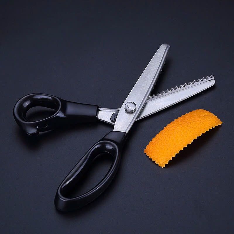 Kéo Răng Cưa Nhọn Tam Giác Dùng Cắt Giấy, Vải size 5mm Loại Xịn Có Hộp