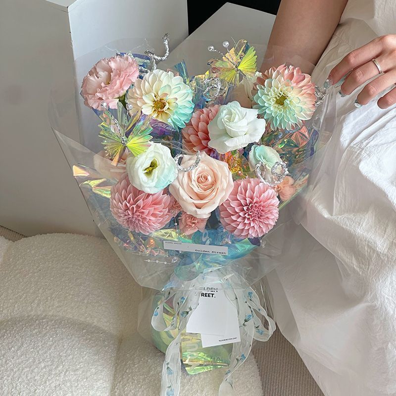 (57*57cm) Giấy Gói Hoa Bóng Kiếng Huỳnh Quamg Viền Chữ Cao Cấp, Không Thấm Nước.