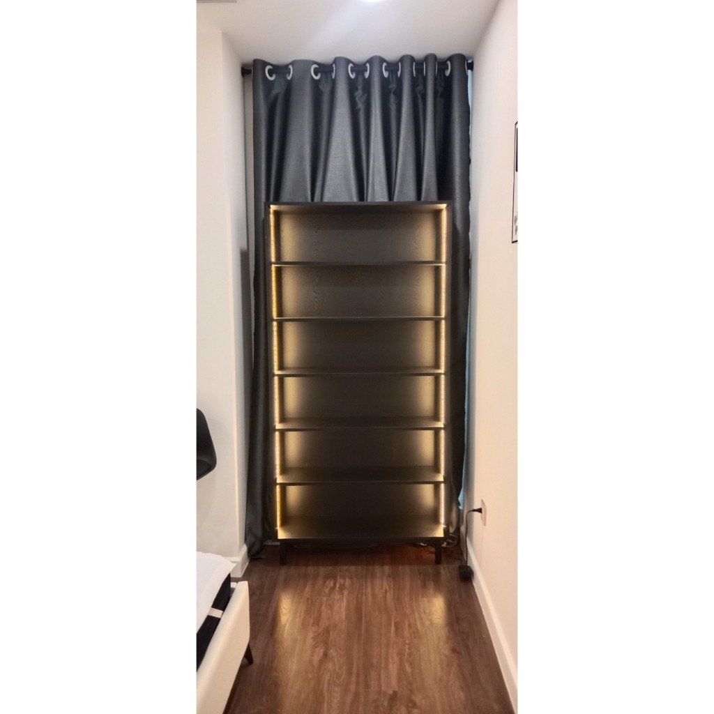 HAPPY FURNITURE , Kệ sách 6 tầng tích hợp đèn LED chân sắt - CATY , KSA_015_LED , 90cm x 30cm x 180cm