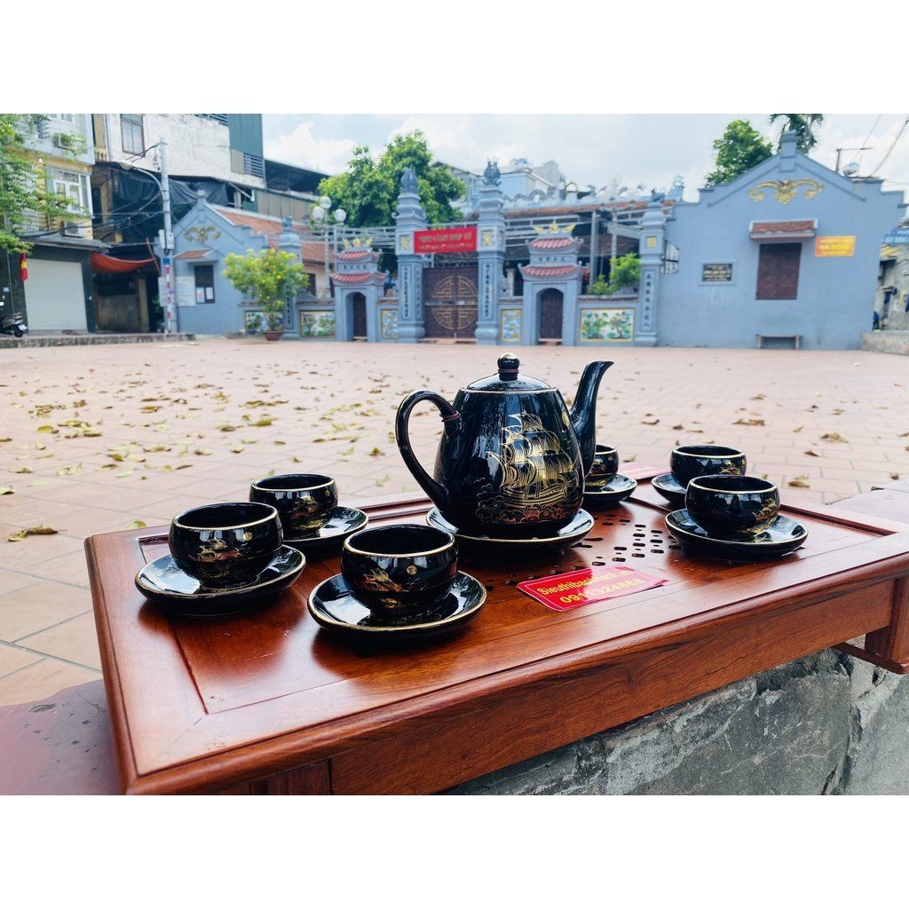 Bộ ấm chén Bát Tràng "Thuận Buồm Xuôi Gió" LHCEVN-0007