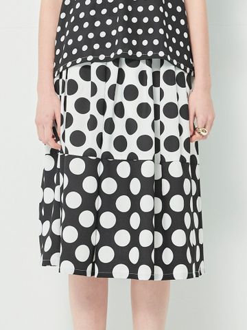 Chân váy chấm bi màu đen trắng