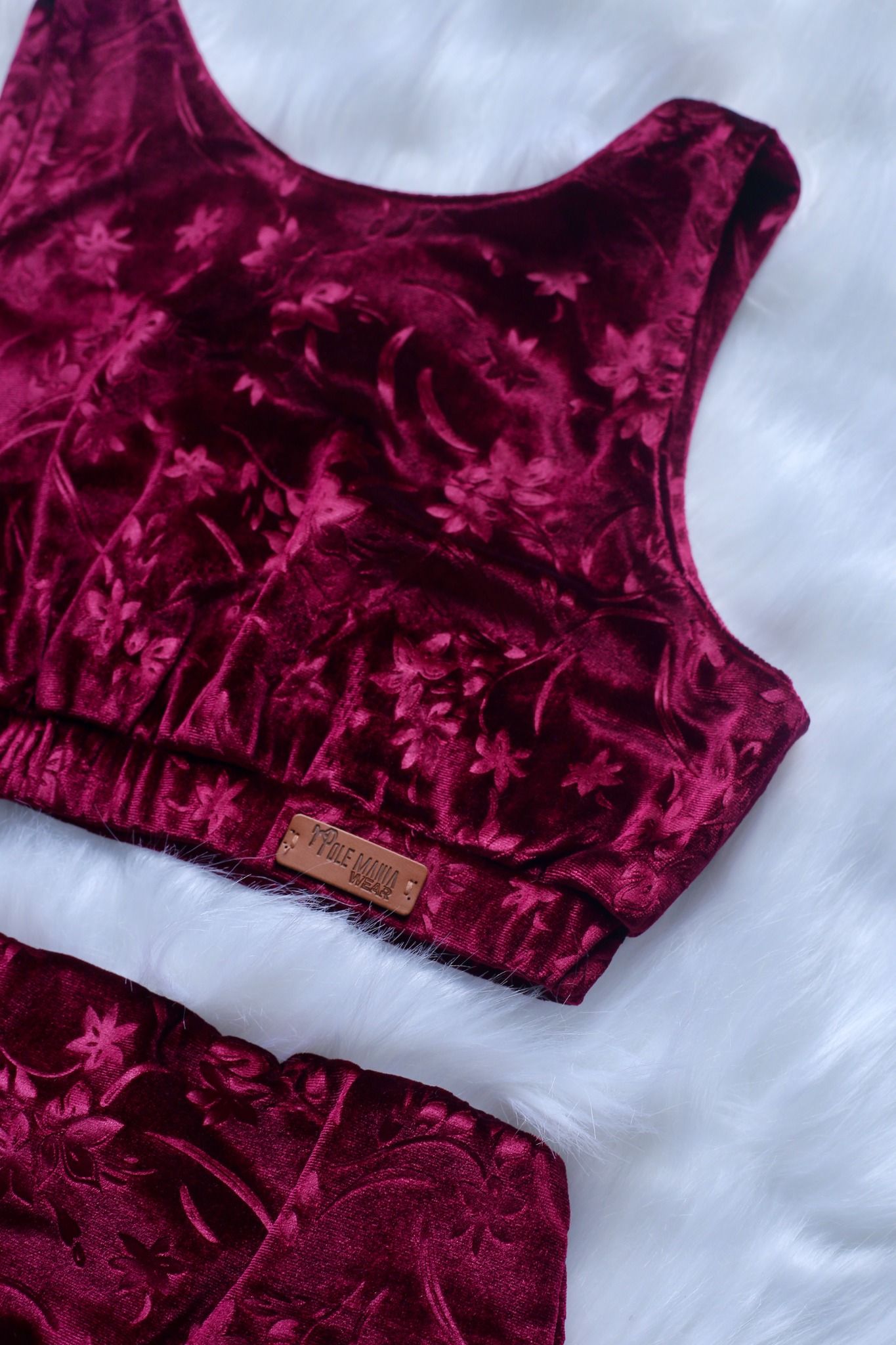 Velvet Aries - Wine Red