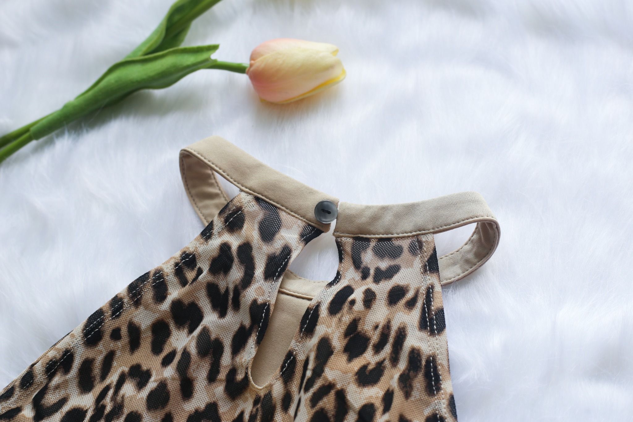 Libra Flower - Leopard