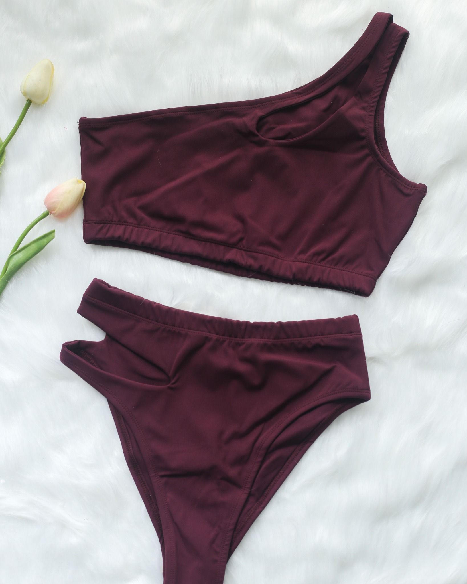 Leo - Burgundy