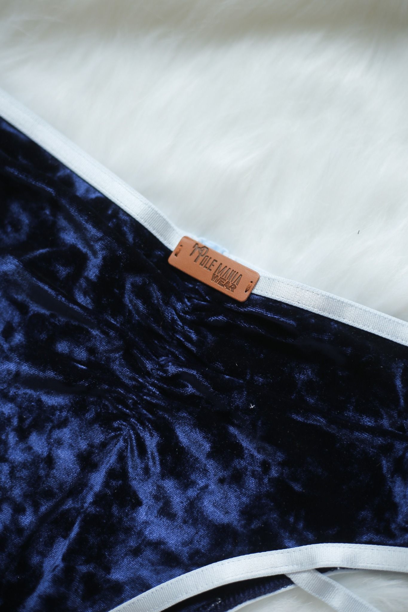 Velvet Pisces - Sea and Sky Blue