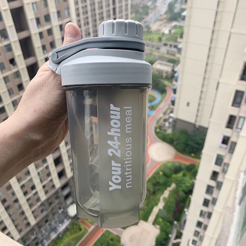 Bình Lắc Thể Thao Shaker Nắp Vặn Chống Tràn Có Con Lắc Lò Xo Tiện Lợi 500ml(5 màu)
