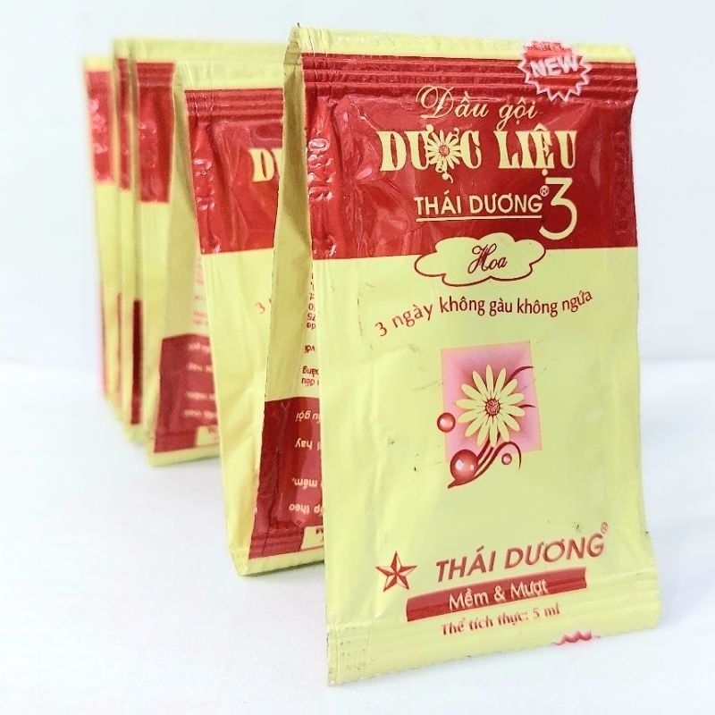 Dầu gội DL Thái Dương 3 hoa (dây 10 gói x 5ml)