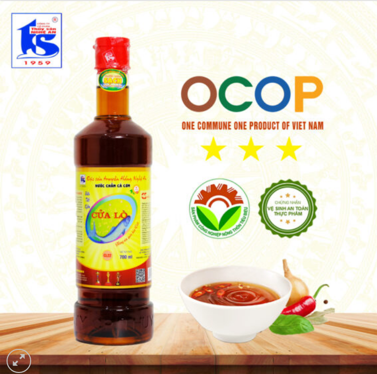 Combo 7: 01 Nước mắm Cửa Lò CL22 chai 1750ml + 01 nước chấm cá cơm Cửa Lò CL22 chai 700ml