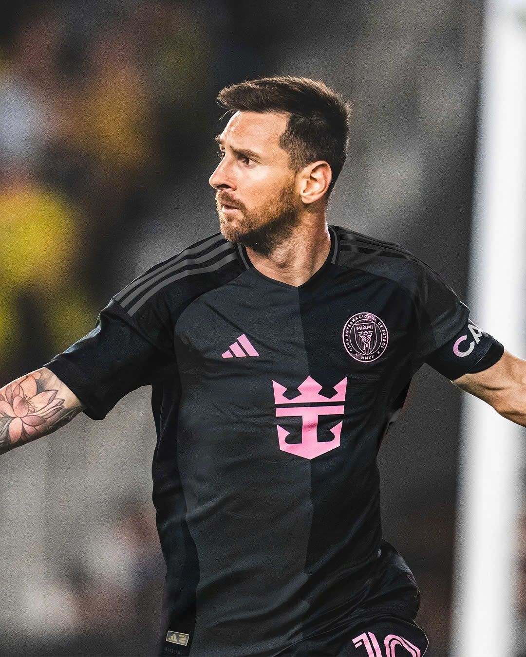 Áo Inter Miami sân khách đen 25/26 bản Player